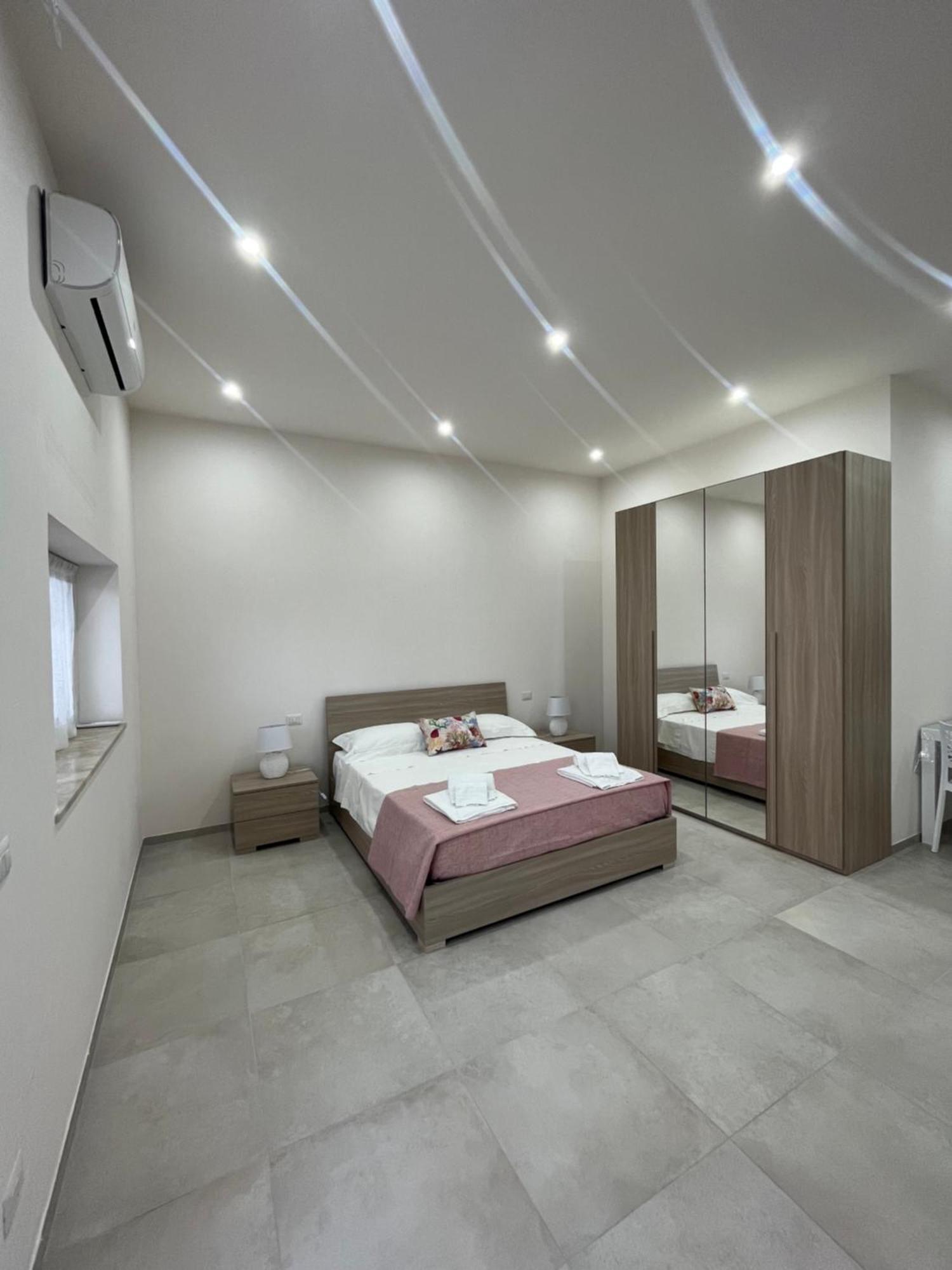 Case Vacanze Lulu Secli Bagian luar foto
